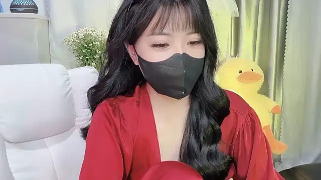 Snapshot of Mya_Lee chatting on 02/10/25, 07:28 Mya Lee online show from 02/10/25, 07:28