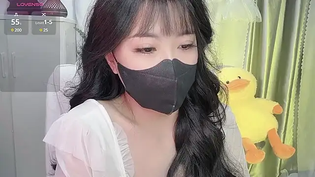 Snapshot of Mya_Lee chatting on 02/12/25, 03:49 Mya Lee online show from 02/12/25, 03:49