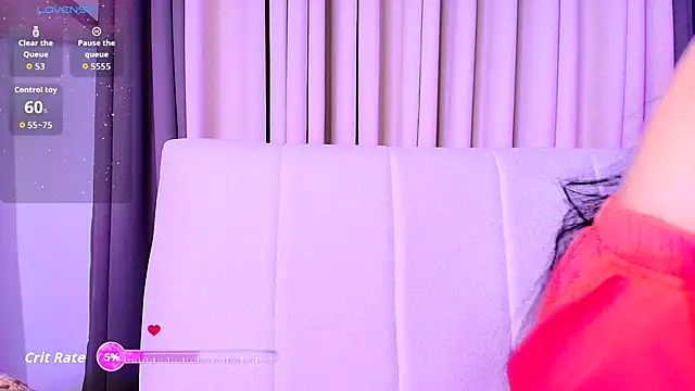 Snapshot of MaddisonWelch chatting on 11/06/25, 12:33 MaddisonWelch online show from 11/06/25, 12:33