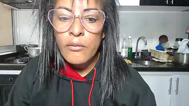 Snapshot of kateleyagrey chatting on 06/24/26, 07:24 kateleyagrey online show from 06/24/26, 07:24