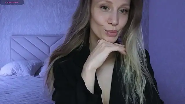 Alice Wonders online show from 03/20/25, 05:15