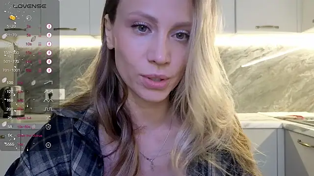 Alice Wonders online show from 03/12/26, 06:19