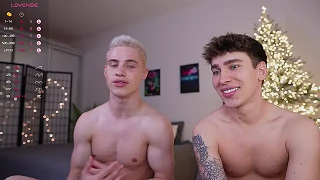 Snapshot of Evan__White_ chatting on 01/10/25, 07:00 Evan White online show from 01/10/25, 07:00