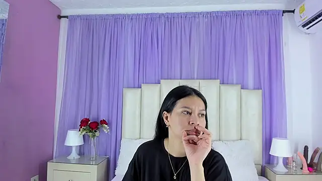 lulumars online show from 12/19/24, 04:02