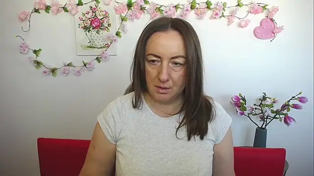 Abby Taylorr online show from 09/11/25, 12:27