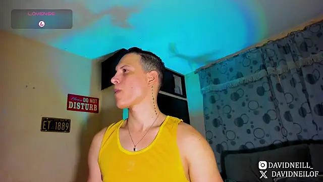 Snapshot of DavidNeill chatting on 06/12/26, 08:41 DavidNeill online show from 06/12/26, 08:41