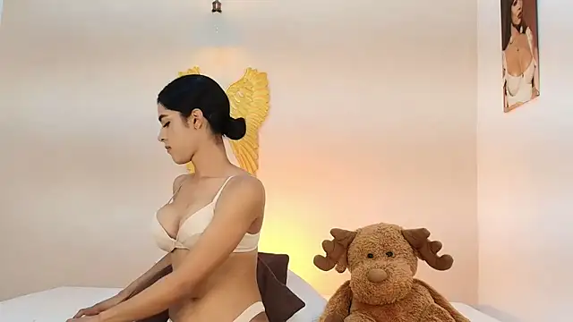 salome Collins 1 online show from 11/27/25, 12:35