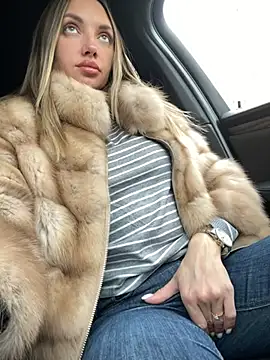 Snapshot of AngelinaMoore chatting on 02/18/25, 11:22 AngelinaMoore online show from 02/18/25, 11:22