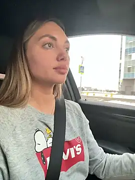 Snapshot of AngelinaMoore chatting on 02/25/25, 03:05 AngelinaMoore online show from 02/25/25, 03:05