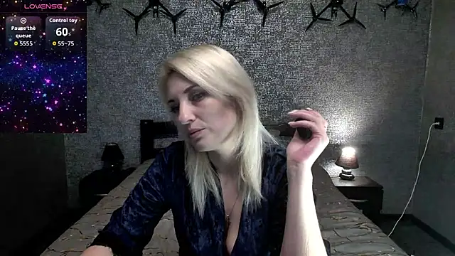 annagreeneyess online show from 10/17/25, 12:08