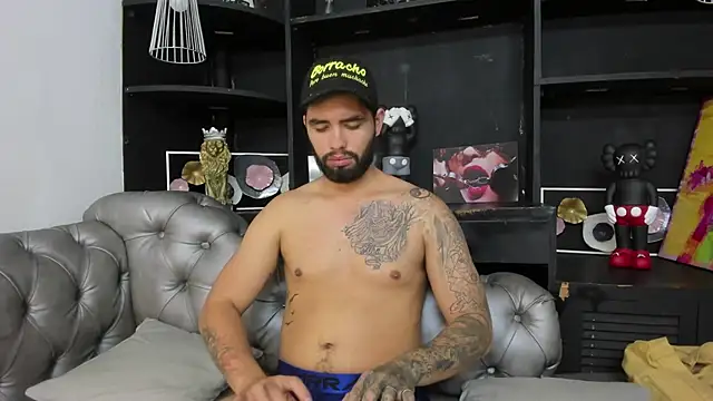 matteosantos online show from 02/25/25, 02:33