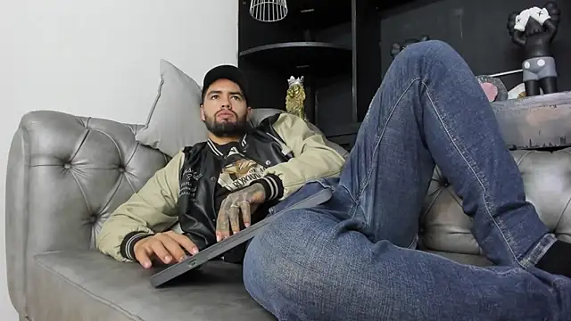 matteosantos online show from 03/18/25, 11:41