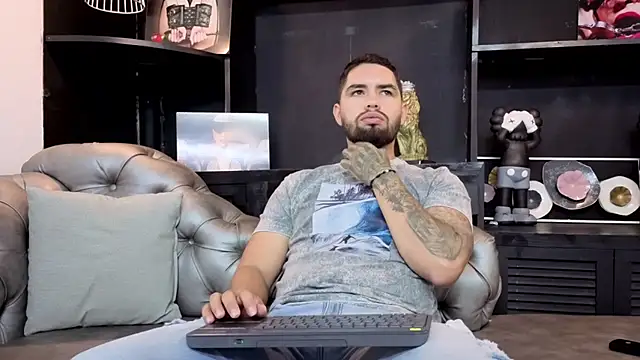 matteosantos online show from 10/07/25, 11:51