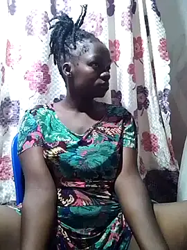 Snapshot of shape30 chatting on 10/21/25, 11:27 shape30 online show from 10/21/25, 11:27