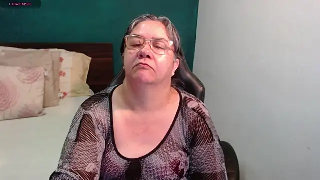 Snapshot of scaelettdubois chatting on 07/14/26, 06:29 scaelettdubois online show from 07/14/26, 06:29
