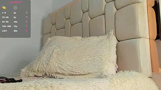 Snapshot of Jampool19 chatting on 12/15/24, 06:51 Jampool19 online show from 12/15/24, 06:51