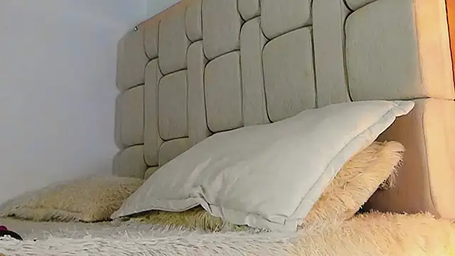 Snapshot of Jampool19 chatting on 11/28/25, 07:11 Jampool19 online show from 11/28/25, 07:11