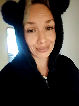 sexymarilyncolombia online show from 02/15/25, 03:50