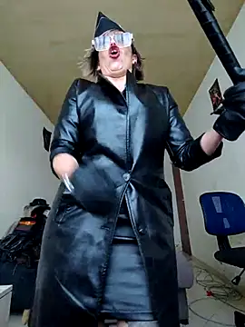 sexymarilyncolombia online show from 10/02/25, 01:07