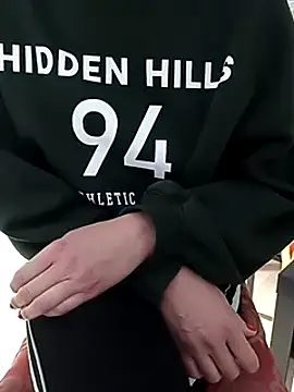 SHARONRodrig online show from 01/28/25, 09:50