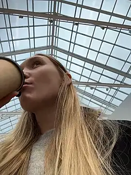 MariaTull online show from 11/22/25, 11:53