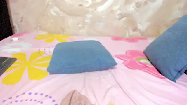 tiffanystonne online show from 03/20/25, 05:15