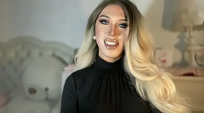 Ts glamxxxx online show from 03/22/25, 08:40