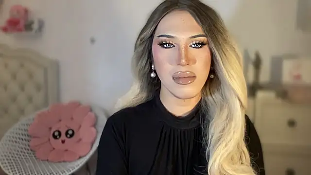 Ts glamxxxx online show from 09/27/25, 12:26