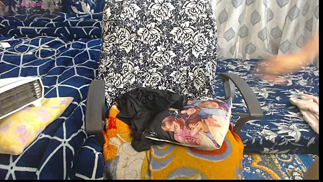 sexyrihana1 online show from 12/18/24, 09:14