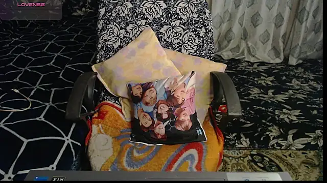 sexyrihana1 online show from 03/06/25, 07:57