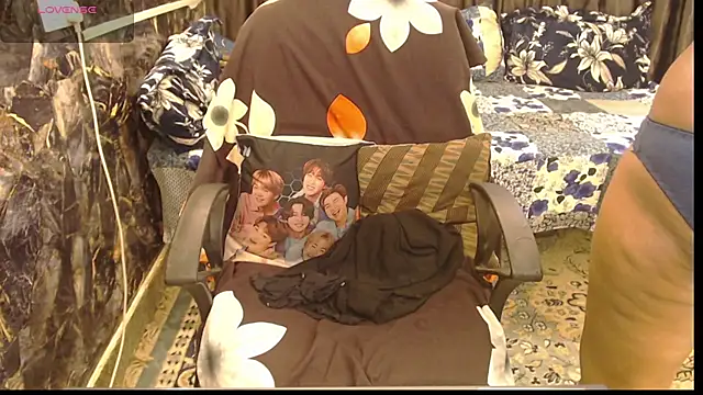 sexyrihana1 online show from 10/29/25, 07:32