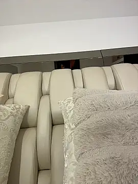 ALISSON FOXXX1 online show from 04/11/26, 12:04