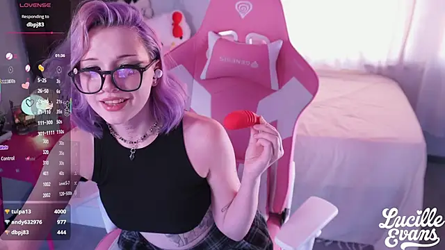 lucille evans online show from 11/26/25, 04:35