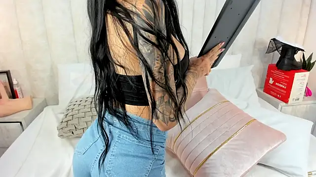 Snapshot of im_anie chatting on 03/14/25, 05:48 im anie online show from 03/14/25, 05:48