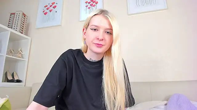 rosa mariposa  online show from 02/03/25, 10:58