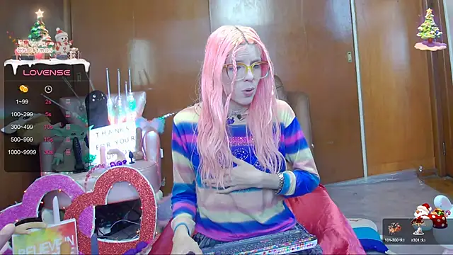 Snapshot of Skinygirl chatting on 01/13/25, 11:06 Skinygirl online show from 01/13/25, 11:06