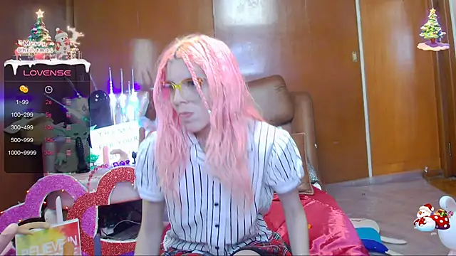 Snapshot of Skinygirl chatting on 01/17/25, 04:39 Skinygirl online show from 01/17/25, 04:39