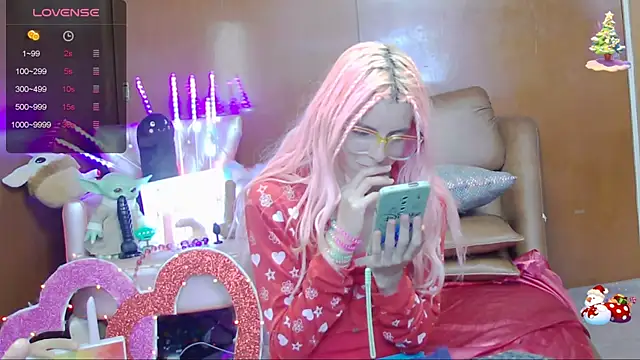 Snapshot of Skinygirl chatting on 01/25/25, 11:11 Skinygirl online show from 01/25/25, 11:11