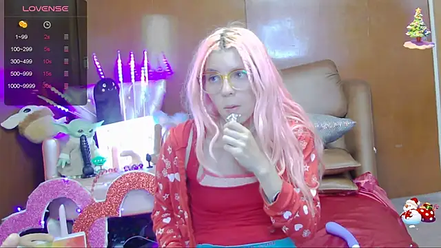 Snapshot of Skinygirl chatting on 01/26/25, 02:14 Skinygirl online show from 01/26/25, 02:14