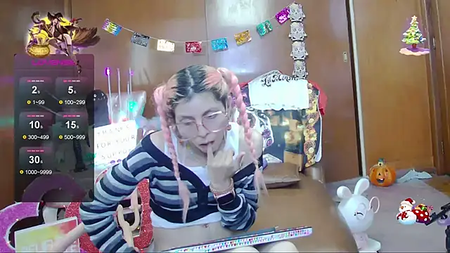 Snapshot of Skinygirl chatting on 10/30/25, 09:59 Skinygirl online show from 10/30/25, 09:59