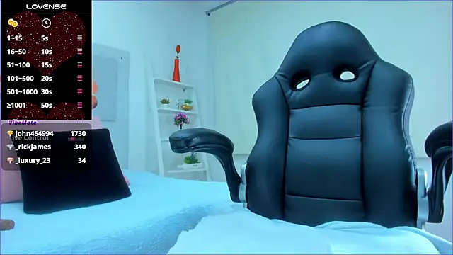 AlessiaMarcu- online show from 03/13/25, 07:31