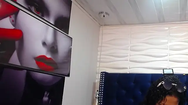 SalmaTits online show from 04/27/26, 02:48