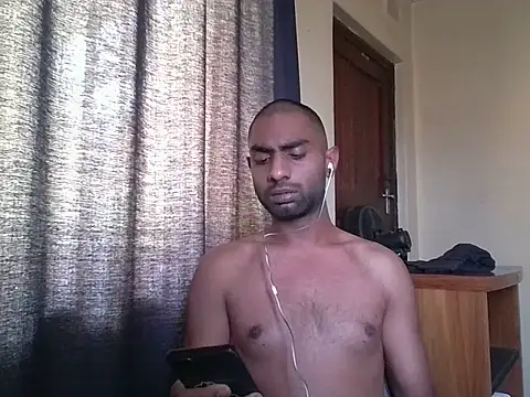 Snapshot of Sexydickxoxo chatting on 06/15/26, 12:18 Sexydickxoxo online show from 06/15/26, 12:18