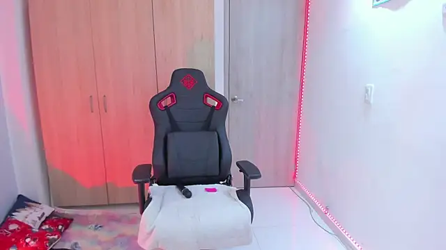 Anto herrera online show from 12/27/24, 02:36