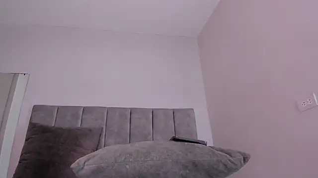 Snapshot of taylor_suxx chatting on 10/31/25, 03:57 taylor suxx online show from 10/31/25, 03:57