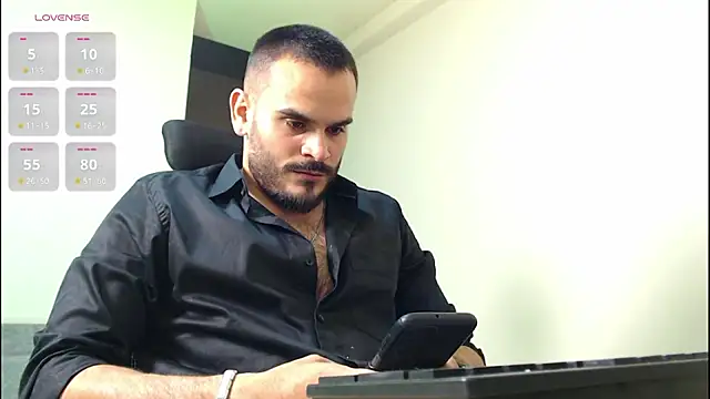 Snapshot of cowboyht chatting on 11/21/25, 10:19 cowboyht online show from 11/21/25, 10:19