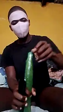 LULE37587001 online show from 02/15/26, 04:42