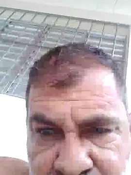 Peludo173317 online show from 09/30/25, 06:24