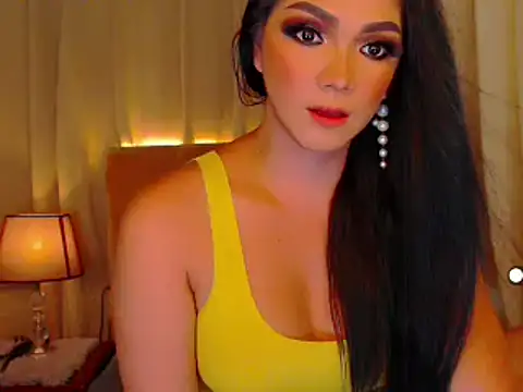 Snapshot of mistressseductionleah chatting on 04/13/26, 08:36 mistressseductionleah online show from 04/13/26, 08:36