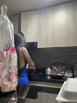 vaness weet online show from 01/27/25, 03:47